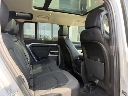 Photo 9 Land rover Defender Gén. III Ph1 First Edition 5