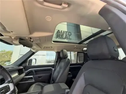 Photo 12 Land rover Defender Gén. III Ph1 First Edition 5