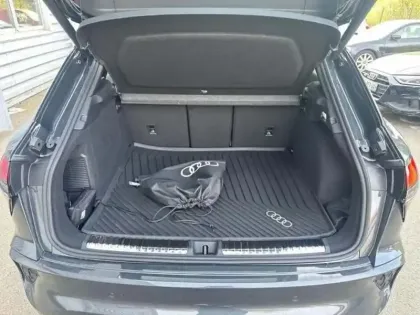 Photo 5 Audi Q3 E HYBRID 272 CH S tronic 6