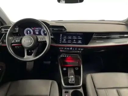 Photo 7 Audi A3 35 TFSI Mild Hybrid 150 S tronic 7 Design Luxe