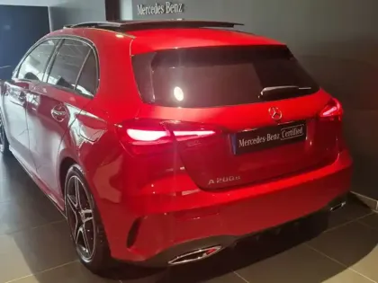 Photo 16 Mercedes Classe A 200 d AMG Line