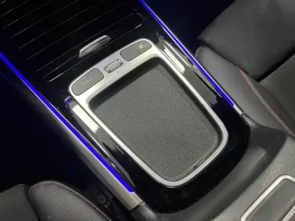 Photo 18 Mercedes Classe B 200 d AMG Line