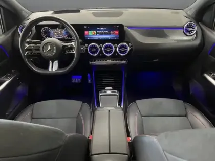 Photo 10 Mercedes Classe B 200 d AMG Line