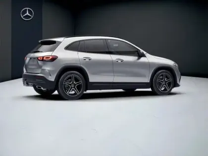 Photo 19 Mercedes GLA 200 AMG Line