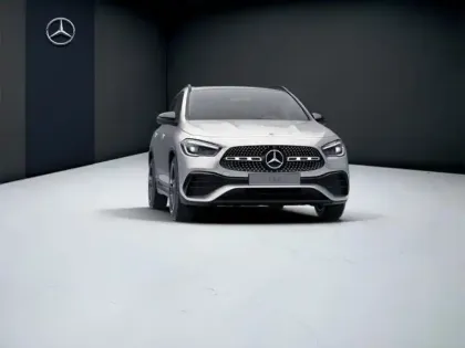 Photo 10 Mercedes GLA 200 AMG Line