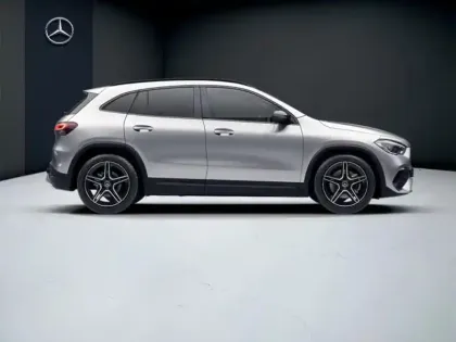 Photo 5 Mercedes GLA 200 AMG Line