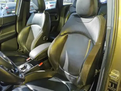 Photo 15 Mini Countryman Cooper SE ALL4 Chili 1.5 224 c