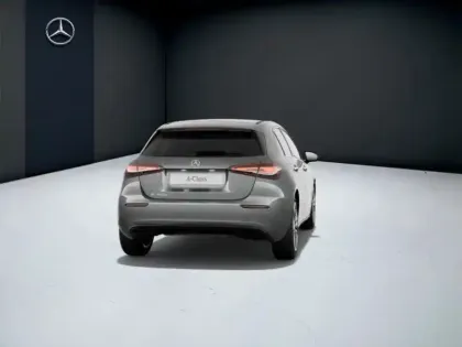 Photo 15 Mercedes Classe A 180 d Progressive Line