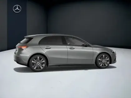 Photo 10 Mercedes Classe A 180 d Progressive Line