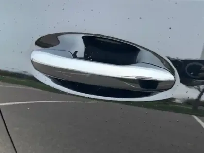 Photo 13 Mercedes Classe C 300 e Hybrid EQ Berline AMG Li