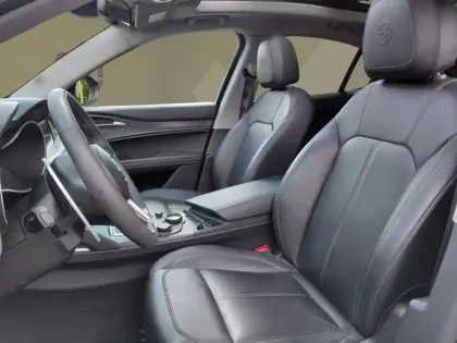 Photo 15 Alfa Romeo Stelvio 2.2 190 ch Lusso 2WD BVA8