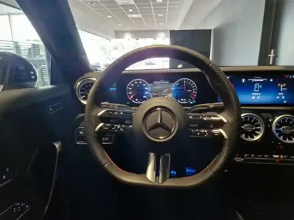 Photo 49 Mercedes Classe A 250 e Hybrid EQ AMG Line