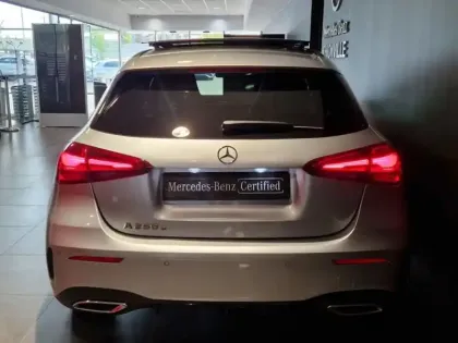 Photo 34 Mercedes Classe A 250 e Hybrid EQ AMG Line
