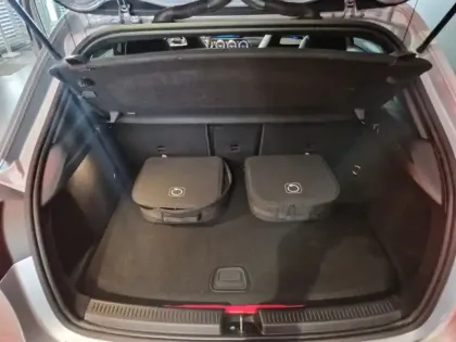Photo 37 Mercedes Classe A 250 e Hybrid EQ AMG Line