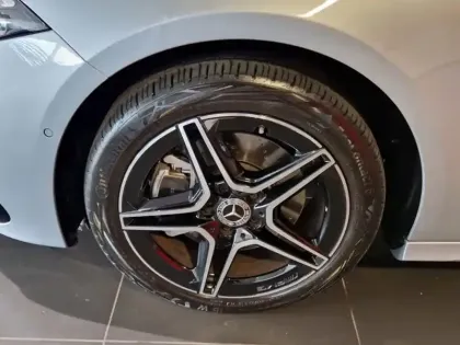 Photo 36 Mercedes Classe A 250 e Hybrid EQ AMG Line