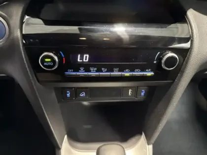 Photo 10 Toyota Yaris  Cross 116h Design AWD-i MY22