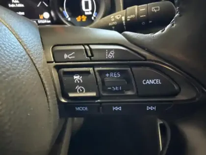 Photo 5 Toyota Yaris  Cross 116h Design AWD-i MY22