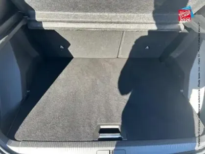 Photo 13 Peugeot 2008 Gén. II Ph1 NG GT 5