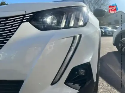 Photo 12 Peugeot 2008 Gén. II Ph1 NG GT 5