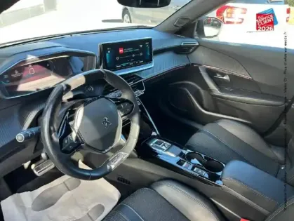 Photo 14 Peugeot 2008 Gén. II Ph1 NG GT 5