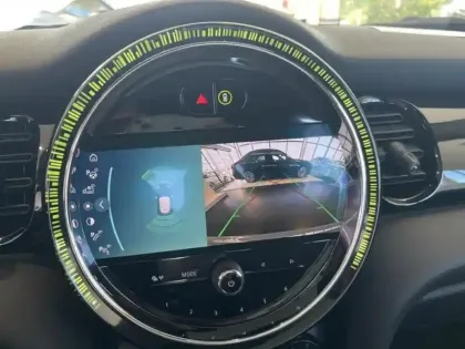 Photo 5 Mini Mini Gén. III (F56) Ph3 Edition Premium Plus 3