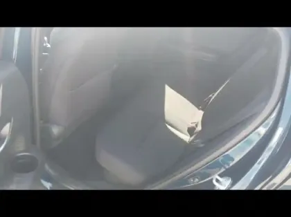 Photo 10 Toyota C-HR  1.8 Hybride 122ch Design E-CVT