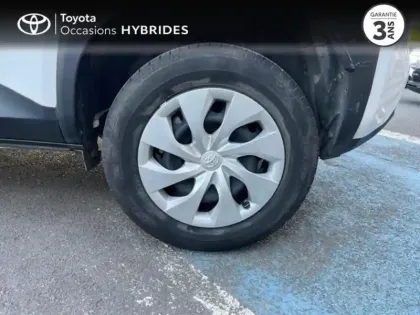 Photo 8 Toyota Yaris Gén. I Ph1 Dynamic 5