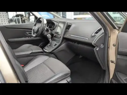 Photo 15 Renault Scenic  1.5 dCi 110ch energy Intens EDC