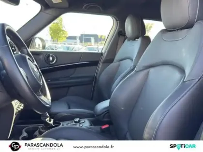 Photo 9 Mini Countryman Gén. II (F60) Ph2 Essential 5