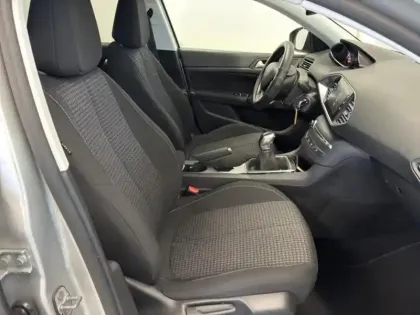 Photo 10 Peugeot 308 Gén. II Ph1 Evo Style 5