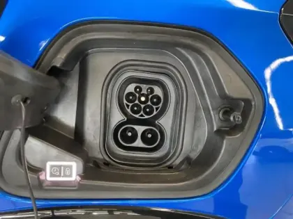 Photo 13 Peugeot 208 Gén. II Ph1 NG GT Pack 5