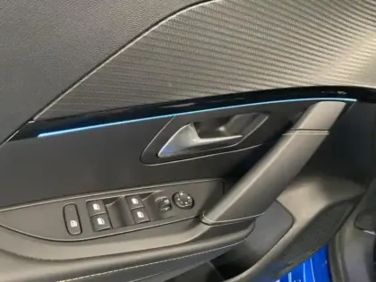 Photo 14 Peugeot 208 Gén. II Ph1 NG GT Pack 5