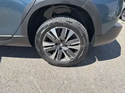 Photo 10 Peugeot 2008 Gén. I Ph2 Allure 5