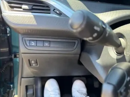 Photo 13 Peugeot 2008 Gén. I Ph2 Allure 5