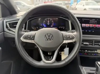 Photo 10 Volkswagen Polo Gén. VI Ph2 Evo R-Line Edition 5