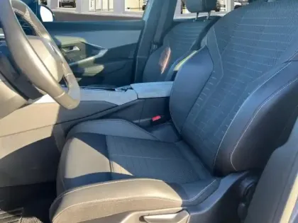 Photo 8 Peugeot 3008 Gén. III Ph1 Allure 5