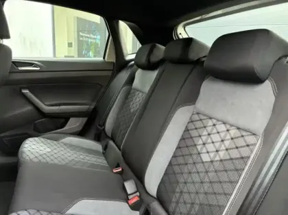 Photo 7 Volkswagen Polo Gén. VI Ph2 R-Line 5