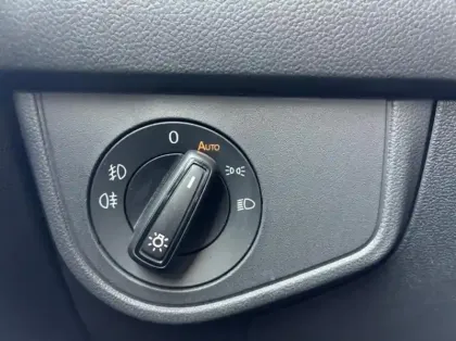 Photo 12 Volkswagen Polo Gén. VI Ph2 R-Line 5