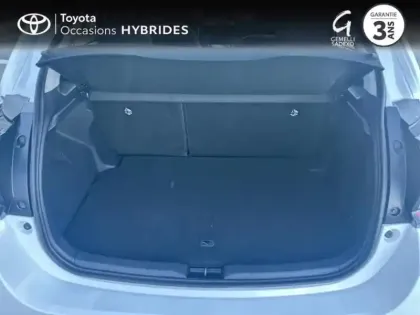 Photo 9 Toyota Yaris Gén. IV Ph1 NG Dynamic 5