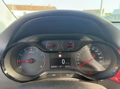 Photo 13 Opel Crossland Gén. I Ph1 GS Line 5