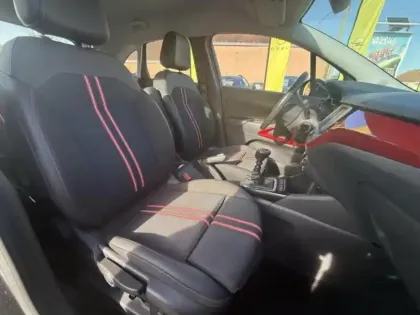 Photo 10 Opel Crossland Gén. I Ph1 GS Line 5