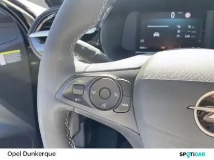 Photo 10 Opel Corsa Gén. VI Ph2 GS 5