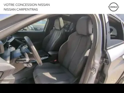 Photo 12 Peugeot 208  1.2 Hybrid 136ch GT e-DCS6