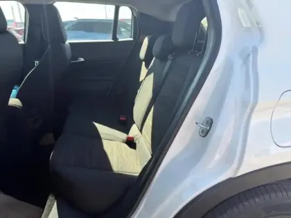 Photo 6 Jeep Avenger Gén. I Ph1 Longitude 5