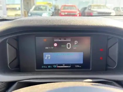 Photo 12 Jeep Avenger Gén. I Ph1 Longitude 5