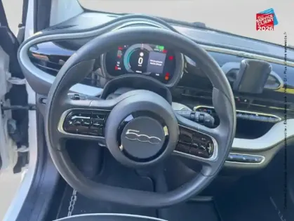 Photo 11 Fiat 500  e 95ch Action