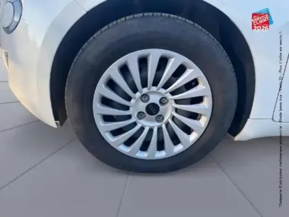 Photo 9 Fiat 500  e 95ch Action