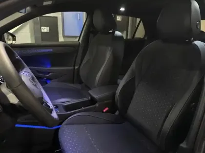 Photo 7 Volkswagen T-roc Gén. II Ph1 R-Line 5