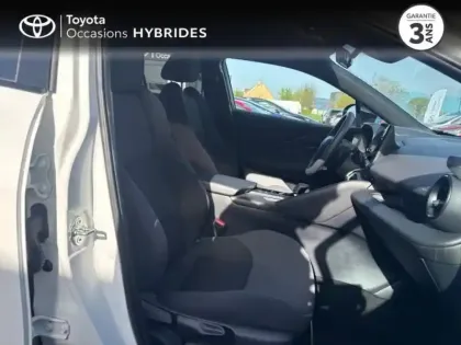 Photo 5 Toyota C-HR  1.8 Hybride 140ch Design