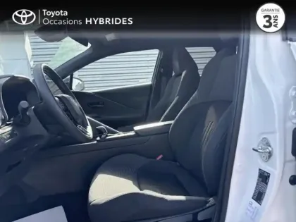 Photo 10 Toyota C-HR  1.8 Hybride 140ch Design